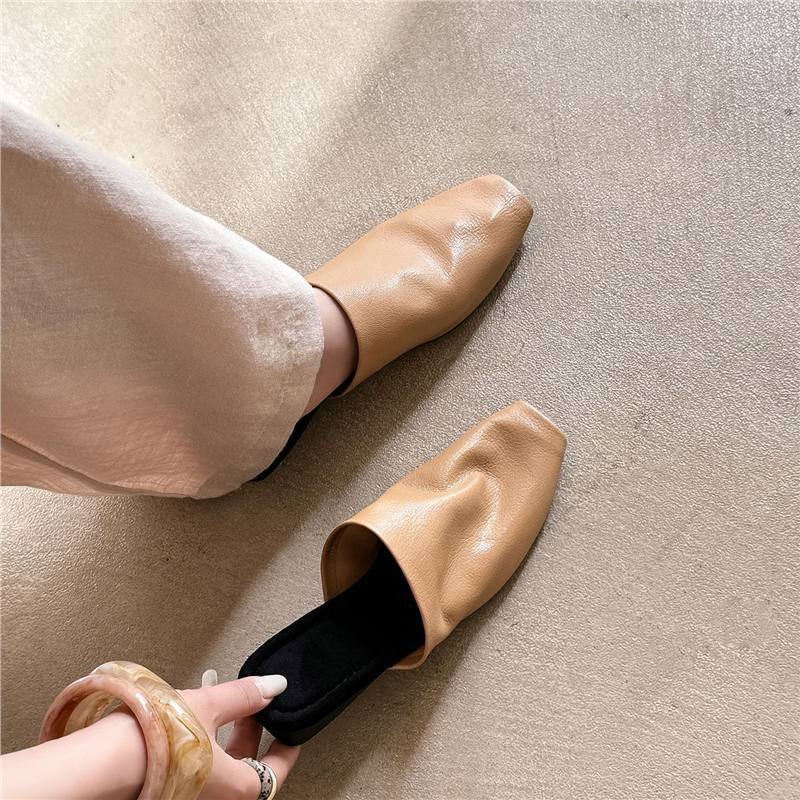 Damen Geschlossene Mule-Slipper aus softem Leder mit quadratischer Kappe Shop Nory