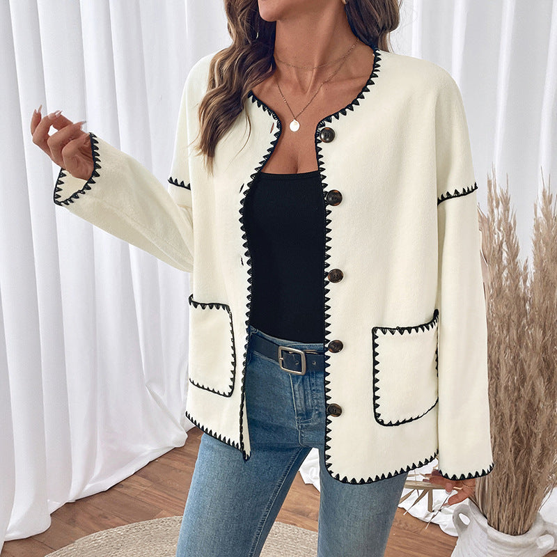 Damen Lockerer Rundhalsausschnitt-Cardigan mit kontrastierender Zierstich-Naht, Knopfleiste & aufgesetzten Taschen Shop Nory