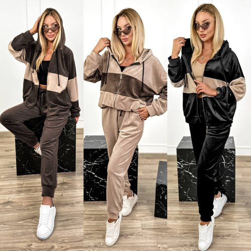 Damen kuscheliger Velours-Zweiteiler Trainingsanzug mit Reißverschluss-Kapuze und hochgeschnittener Jogger Shop Nory