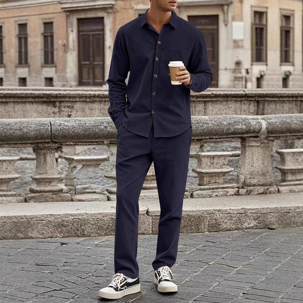 Herren elegantes Freizeitanzug mit stilvollem Hemd und bequemer Hose
