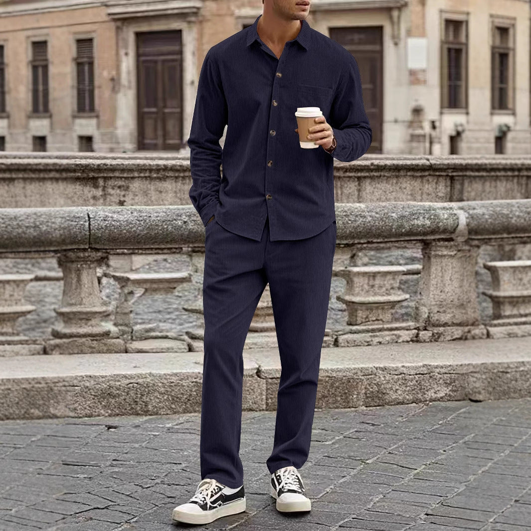Herren elegantes Freizeitanzug mit stilvollem Hemd und bequemer Hose