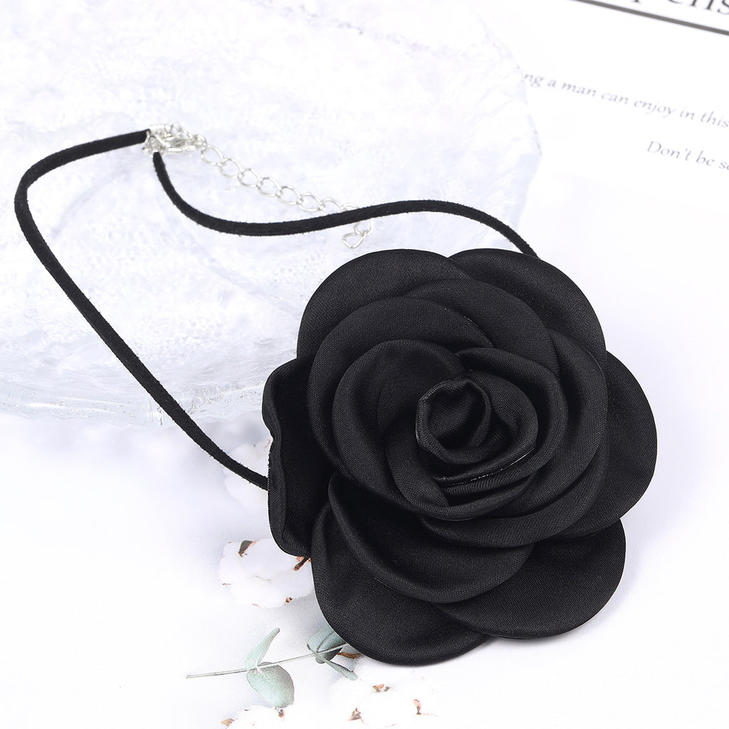Damen Choker-Halskette mit floraler Verzierung aus feinem Textil Shop Nory