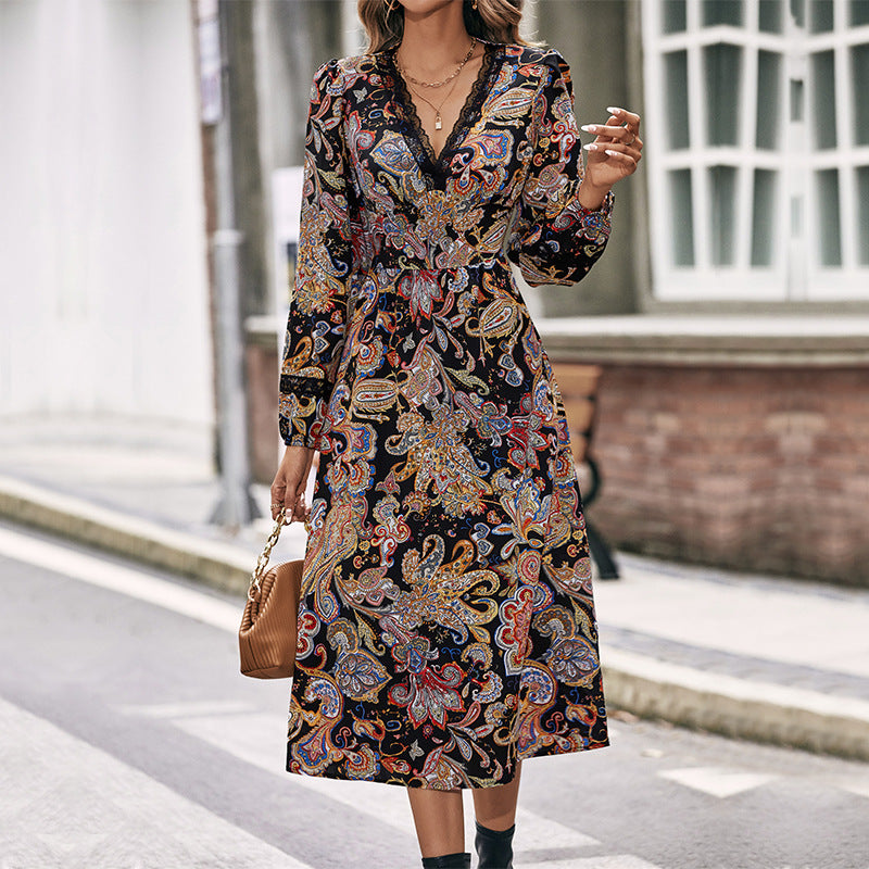 Damen Midikleid mit Paisley-Print, Wickeloptik und Spitzenbesatz Shop Nory