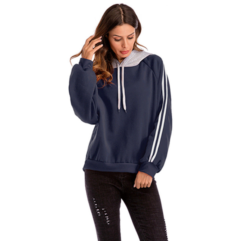 Damen modischer Kapuzenpullover mit kontrastierenden Ärmeln und lässigem Schnitt Shopnory