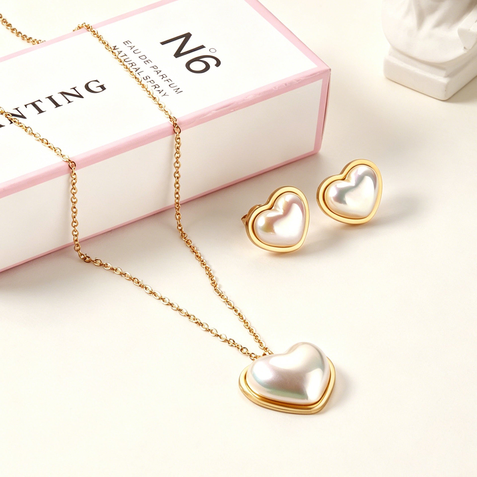 Damen Schmuckset bestehend aus Herzhalskette und Ohrsteckern Shop Nory