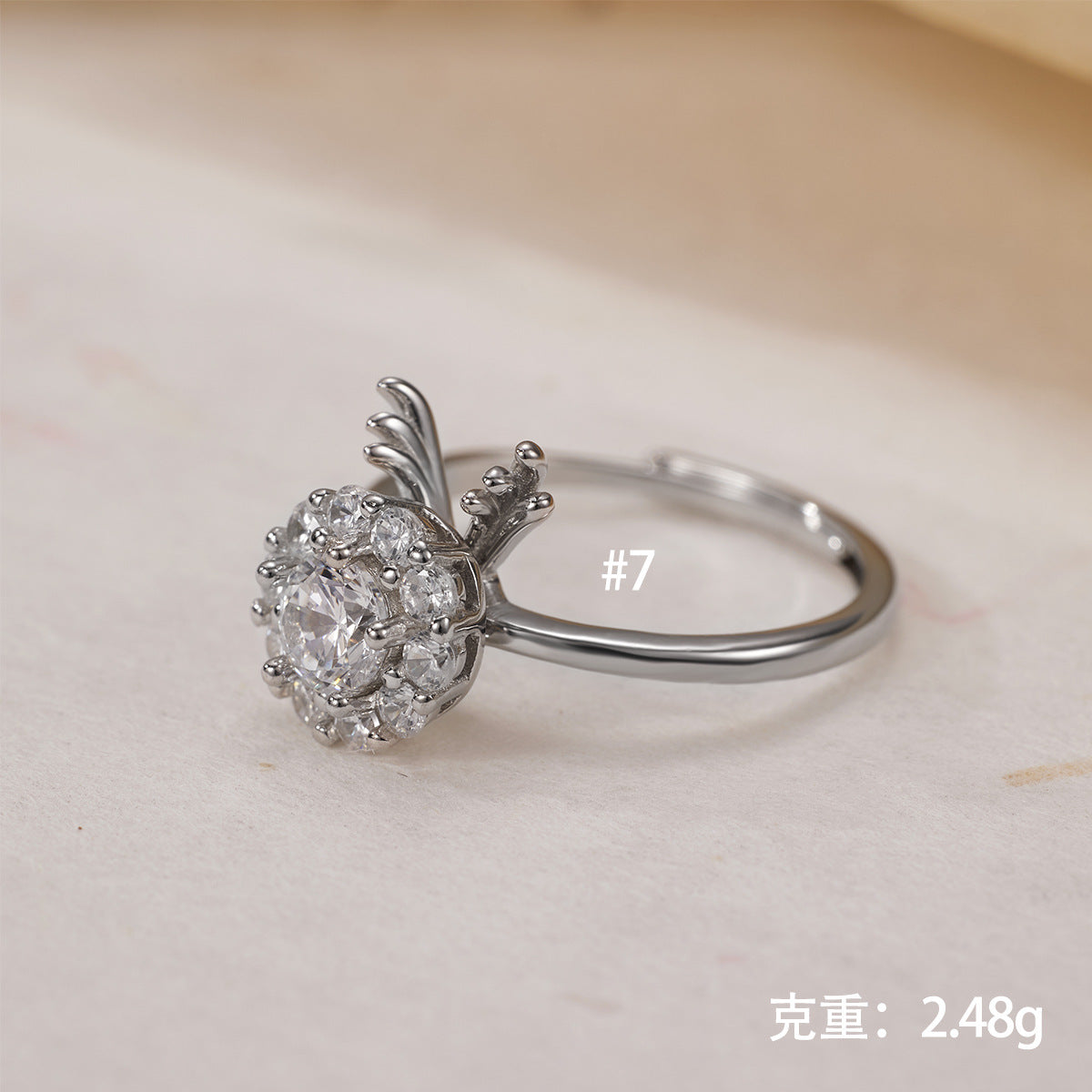 Damen Ring mit luxuriösem Zirkonia-Kristallbesatz Shop Nory