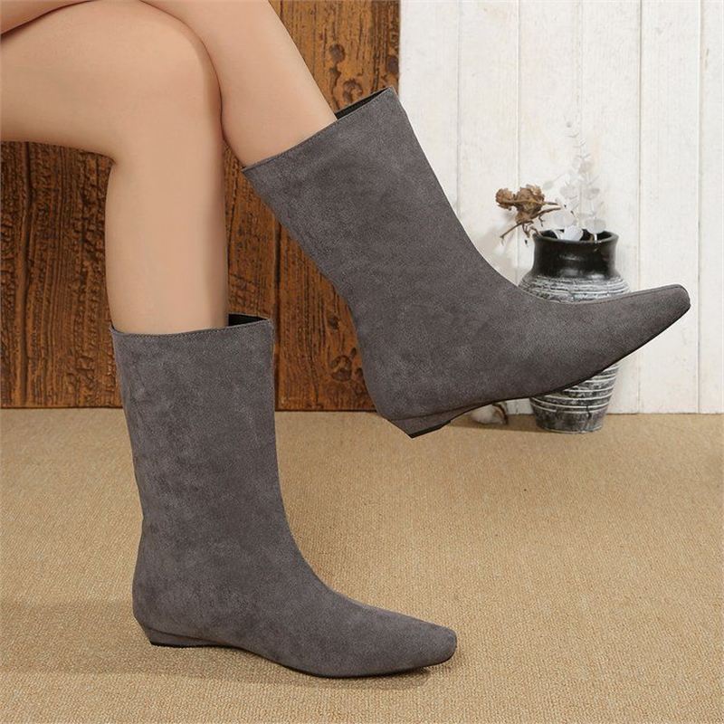 Damen halbhohe Veloursleder-Stiefel mit spitzer Zehenform und flacher Keilsohle Shop Nory