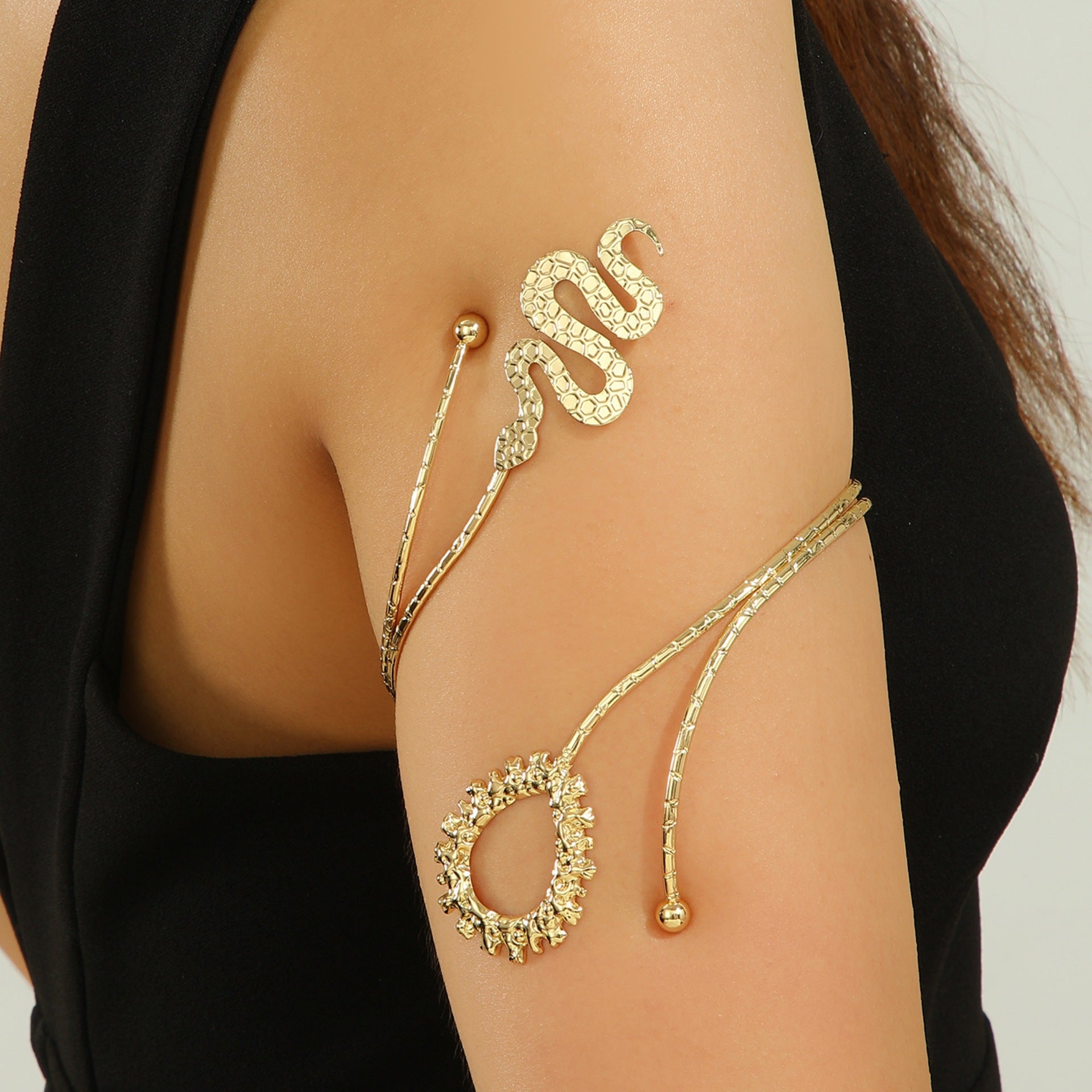 Damen Armreif mit floralen Motiven Shop Nory