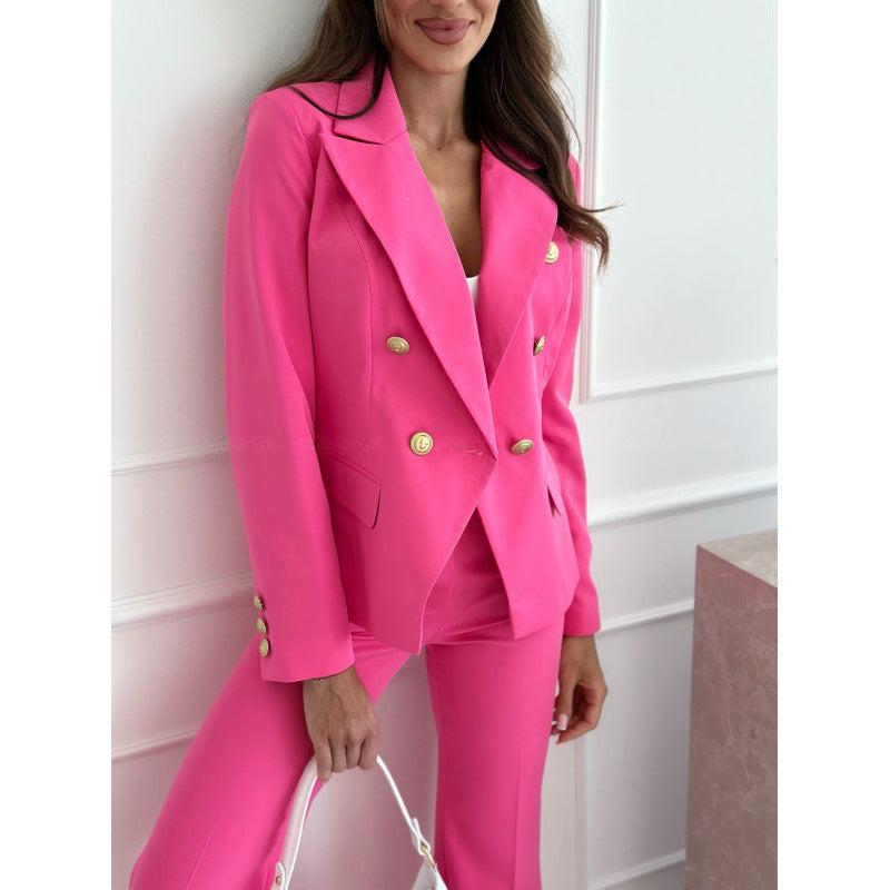 Damen eleganter Blazer-Anzug mit goldenen Knopfdetails