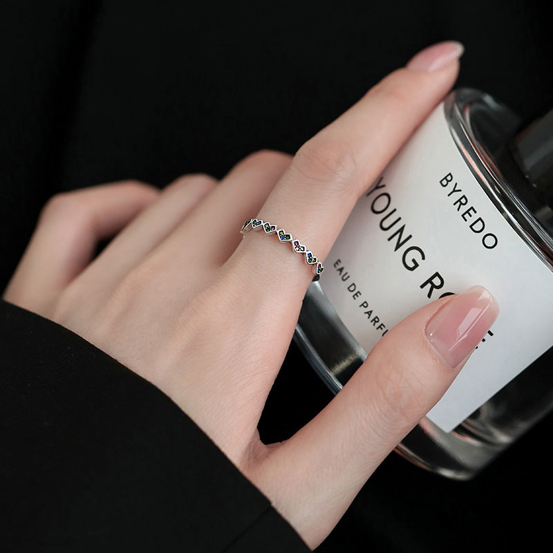 Damen filigraner Ring mit farbigen Herzmotiven Shop Nory