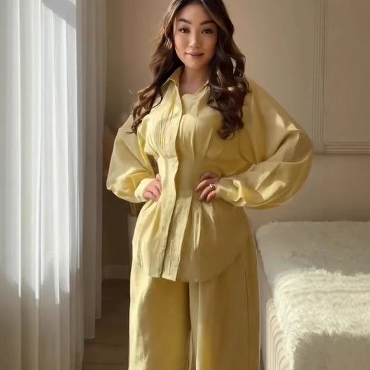 Damen Elegantes zweiteiliges Satin-Loungewear-Set mit taillierter Bluse und weitem Hosenbein Shop Nory