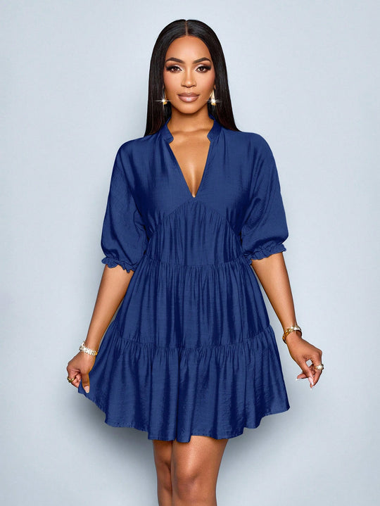 Damen Stufiges Mini‑Kleid mit V‑Ausschnitt und gerafften Dreiviertelärmeln Shop Nory