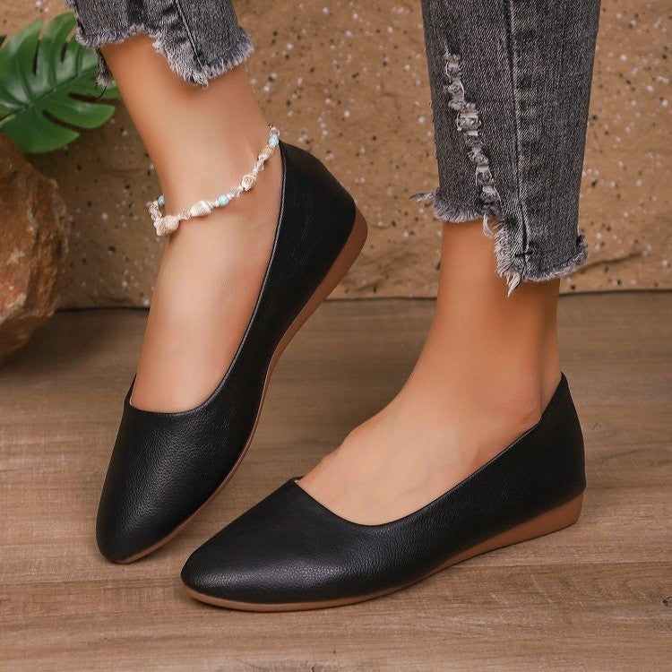 Damen Ballerinas aus weichem Leder mit elegantem Schalen-Ausschnitt