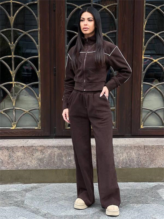 Damen Kurzgeschnittenes Zip-Oberteil mit lockerfallender High-Waist-Loungehose Shop Nory