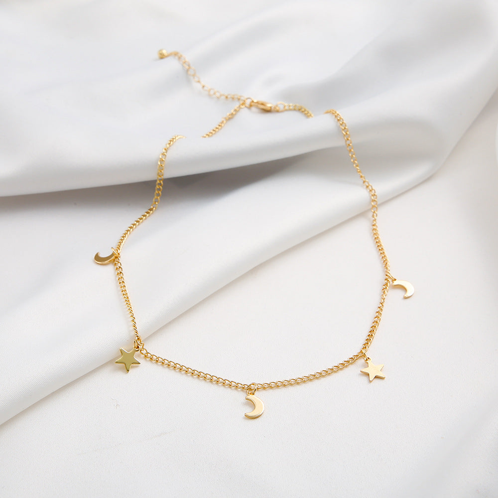 Damen Halskette mit mondförmigen und sternförmigen Anhängern Shop Nory