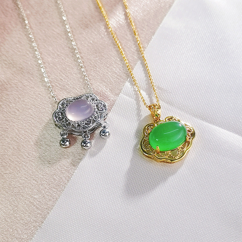Damen Halskette mit feinem Edelsteinanhänger in goldener Fassung Shop Nory