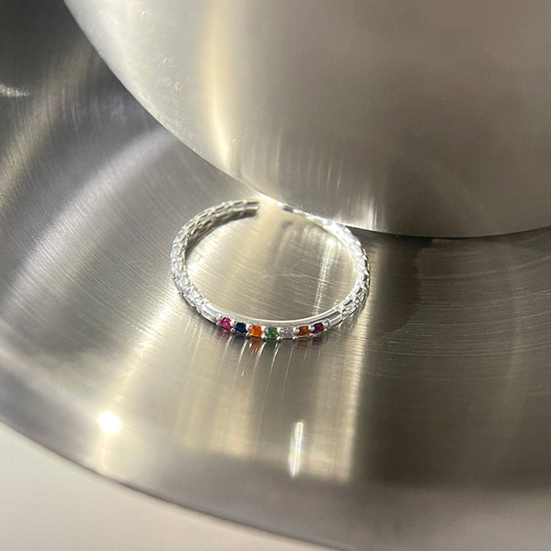 Damenring mit bunten Zirkonia-Elementen und filigranem Design Shop Nory