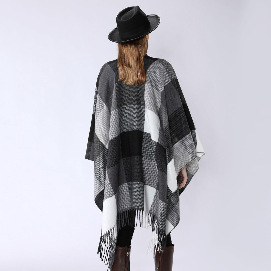 Damen Weichfallender Oversize-Poncho im Plaid-Webmuster mit V-Kragen und Fransensaum Shop Nory