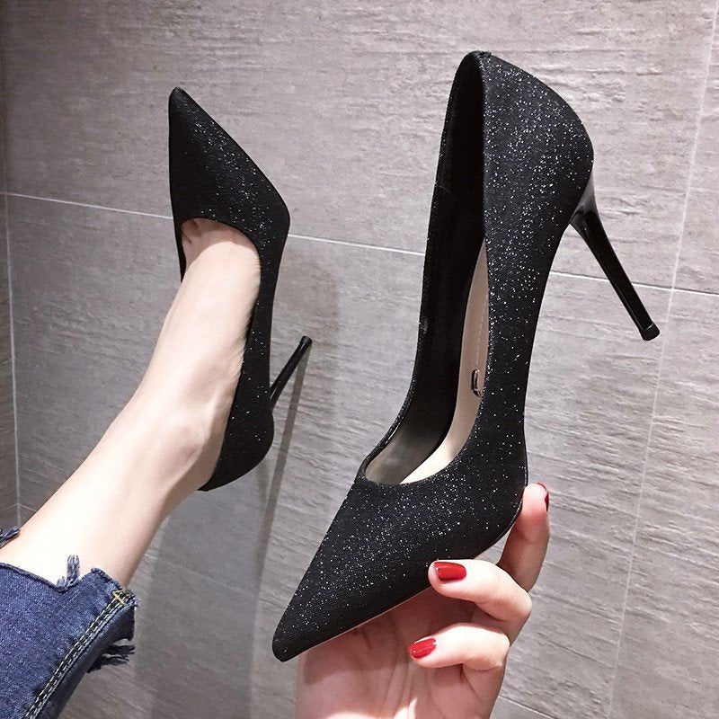 Damen Funkelnde spitz zulaufende Pumps mit filigratem Stiletto‑Metallabsatz und Memory‑Fußbett Shop Nory