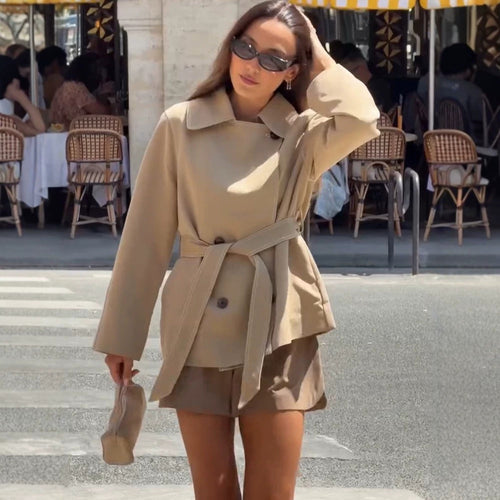 Damen Taillierte Kurzjacke mit Bindegürtel und überschnittenen Ärmeln Shop Nory
