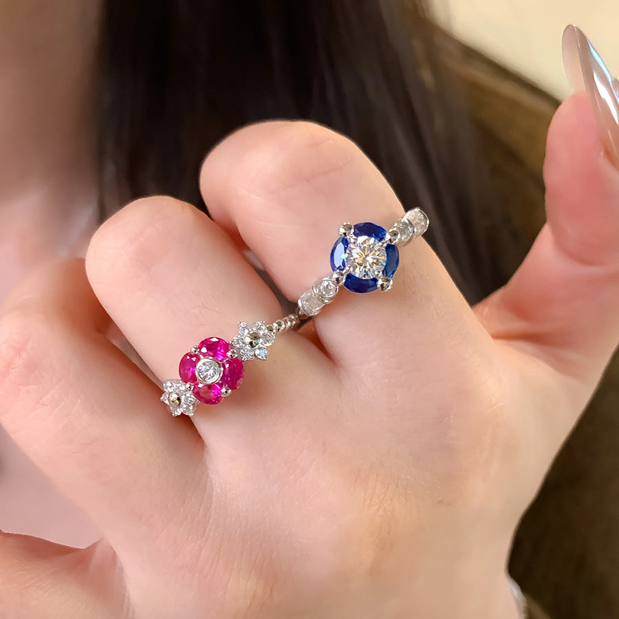 Damen Schmuckring mit floralem Design und funkelnden Zirkonia Shop Nory