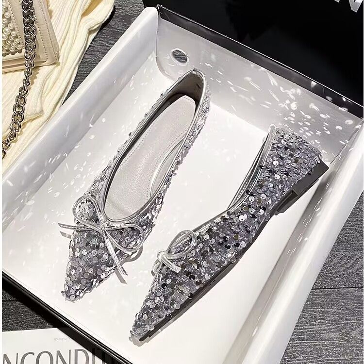 Damen funkelnde Ballerinas mit spitzem Zehenbereich und dekorativem Paillettenschmuck