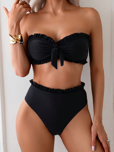 Damen Bandeau-Bikini mit voluminösen Rüschendetails und hohem Bund