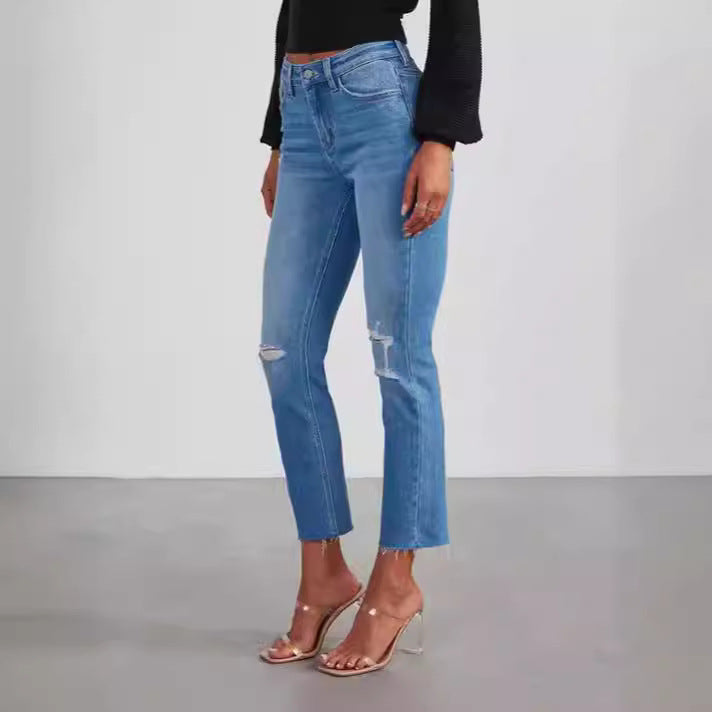 Damen zeitlose Jeans im modernen Schnitt mit cropped Bein