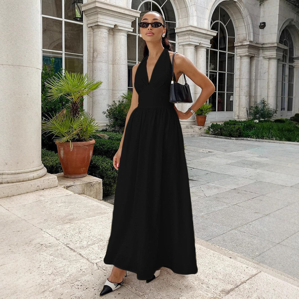 Damen Maxikleid mit tieferem V-Ausschnitt und fließendem Rock