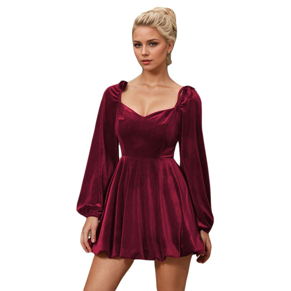 Damen Samt-Minikleid mit Herzausschnitt, langen Ballonärmeln und tailliertem Tellerrock Shop Nory