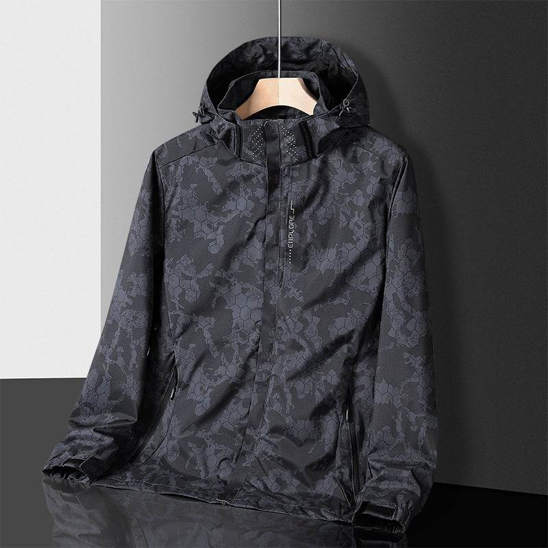 Herren leichter wasserdichter Softshell‑Hoodie mit Kapuze und Tarn‑Hex‑Alloverprint Shop Nory