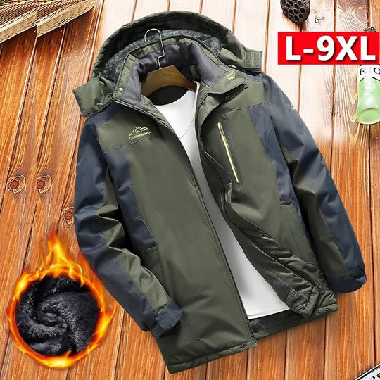 Herren gefütterter Winter‑Outdoorparka mit Teddyfleece‑Innenlage, Kapuze und wasserabweisender Shell Shop Nory
