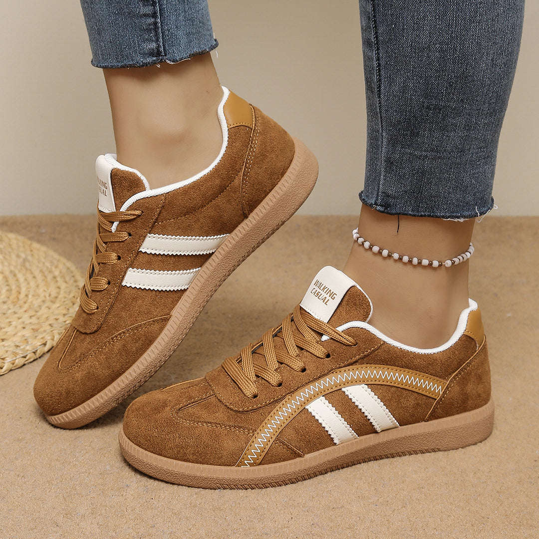 Damen Retro-Sneaker aus Veloursimitat mit gumähnlicher Laufsohle Shop Nory