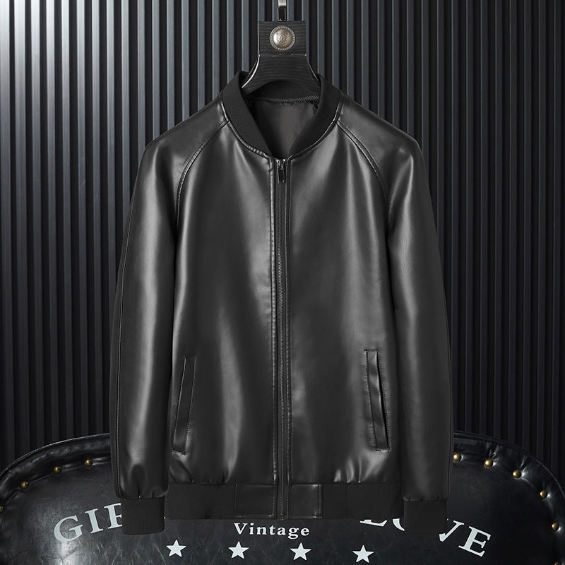 Herren schlanker Kunstleder-Bomber im minimalistischen Aviator‑Look mit geripptem Saum Shop Nory