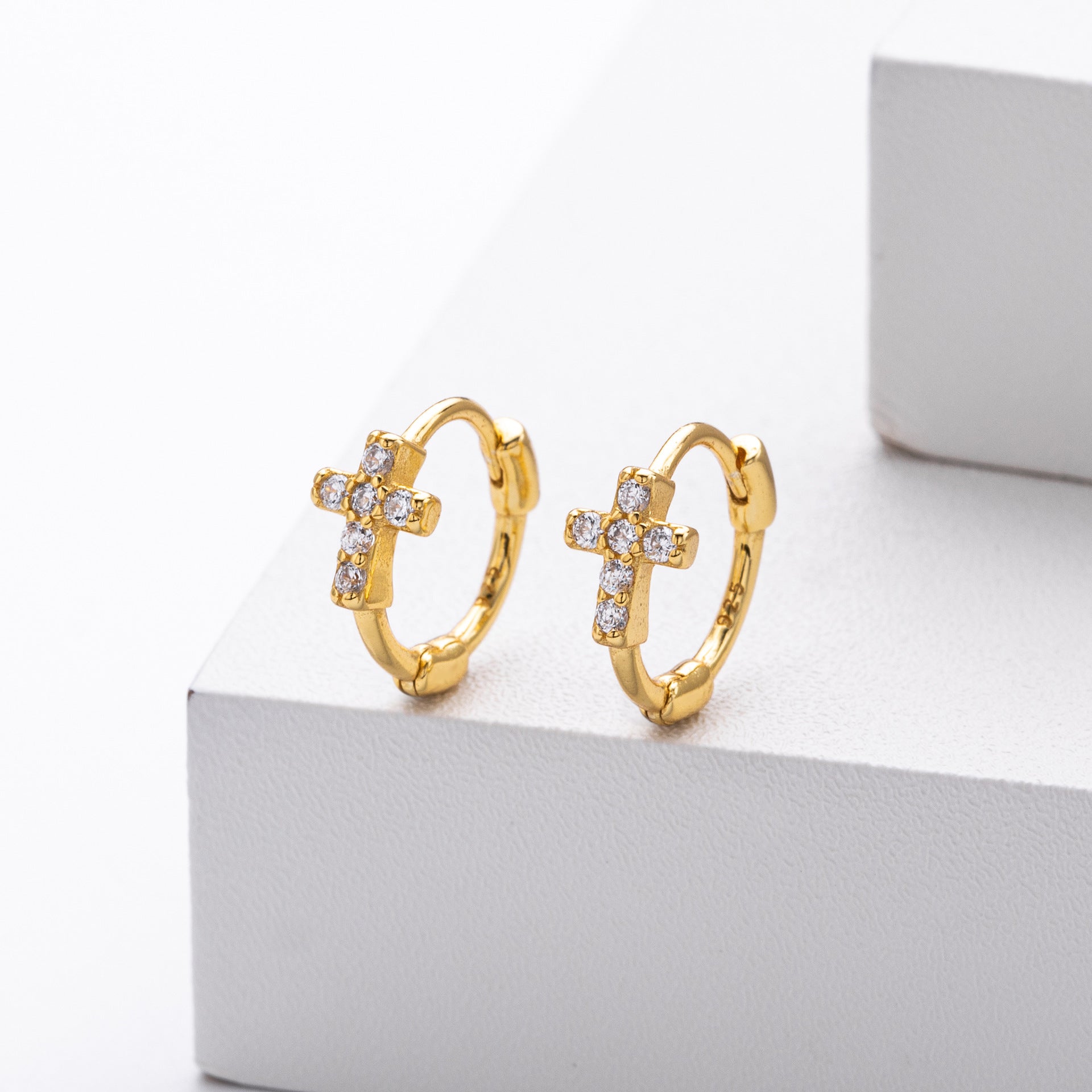 Damen Ohrhänger mit funkelndem Kreuzdesign aus 925 Sterling Silber Shop Nory