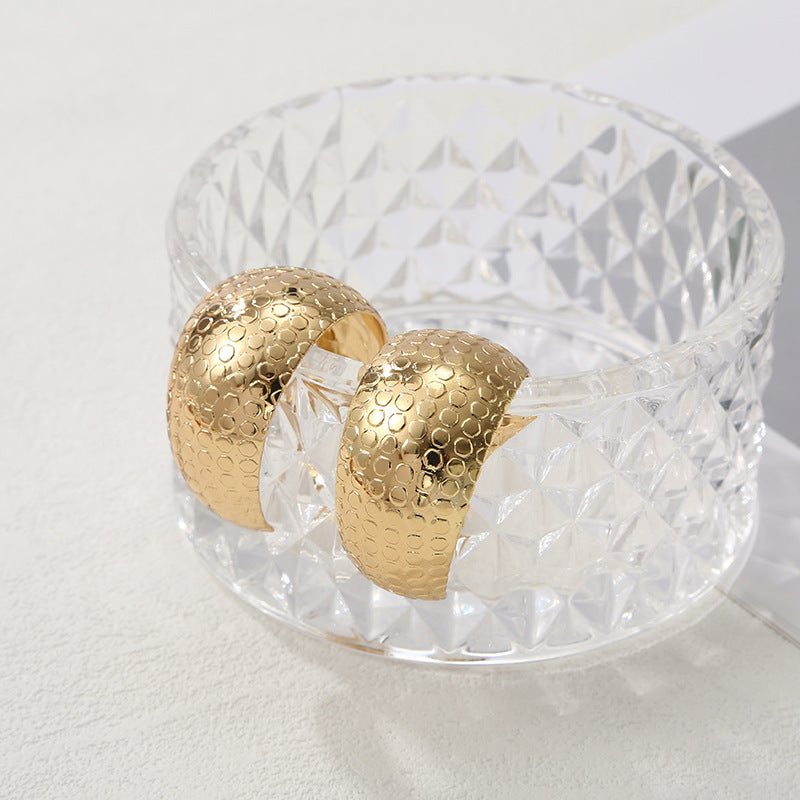 Damen Creolen mit elegantem, modernem Design Shop Nory