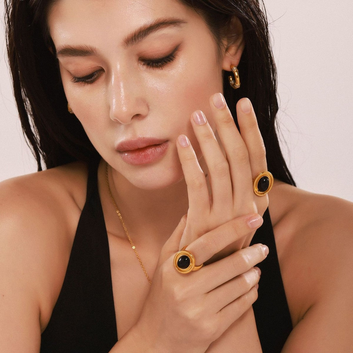 Damenring aus Edelstahl mit facettiertem schwarzen Achat Shop Nory