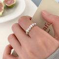Damen eleganter und zierlicher Ring mit Perlenakzenten Shop Nory
