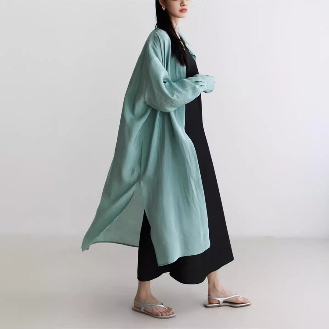 Damen Langer Satin‑Effekt Duster mit Stehkragen, Oversize‑Schnitt und tiefen Seitenschlitzen Shop Nory