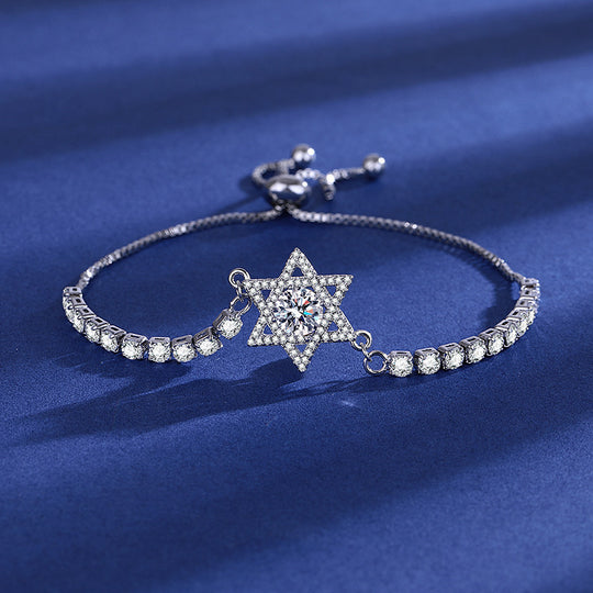 Zartes Zirkonia-Armband mit Verstellbarem Verschluss und Funkelnden Rundsteinen