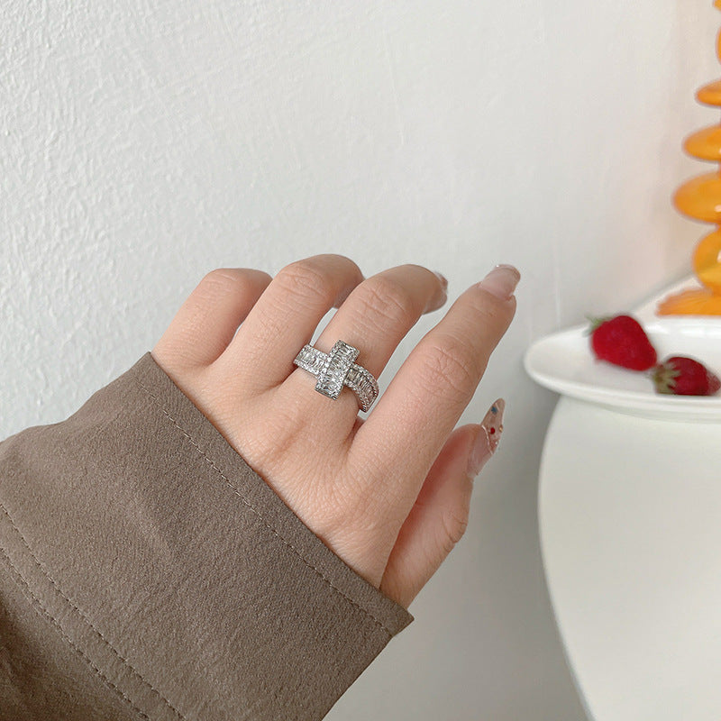 Damen eleganter und funkelnder verstellring shop nory
