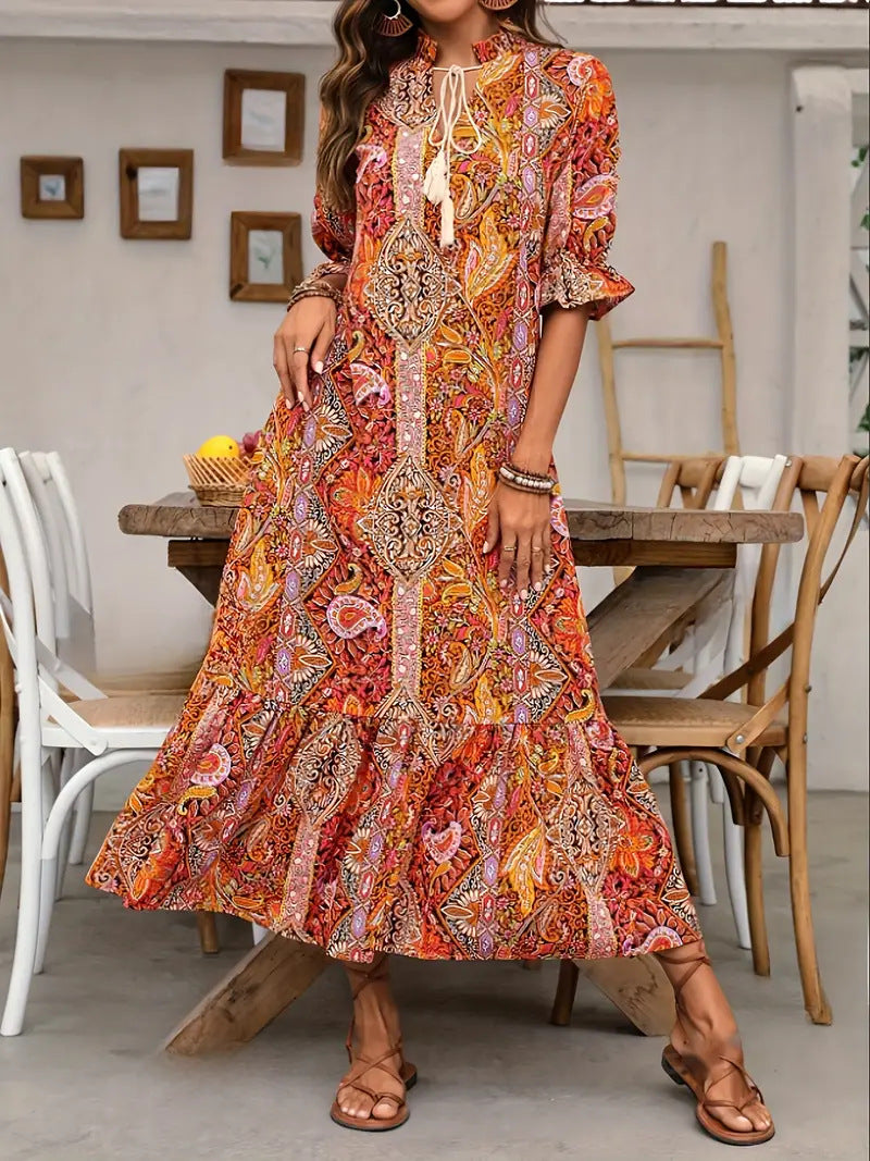 Damen Maxikleid mit verspieltem Paisley-Muster und Rüschendetails Shopnory