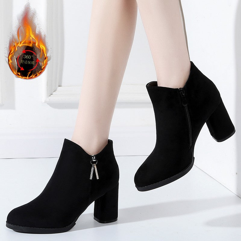 Damen Wärmende Samtvelours-Stiefeletten mit hohem Blockabsatz und seitlichem Reißverschluss Shop Nory