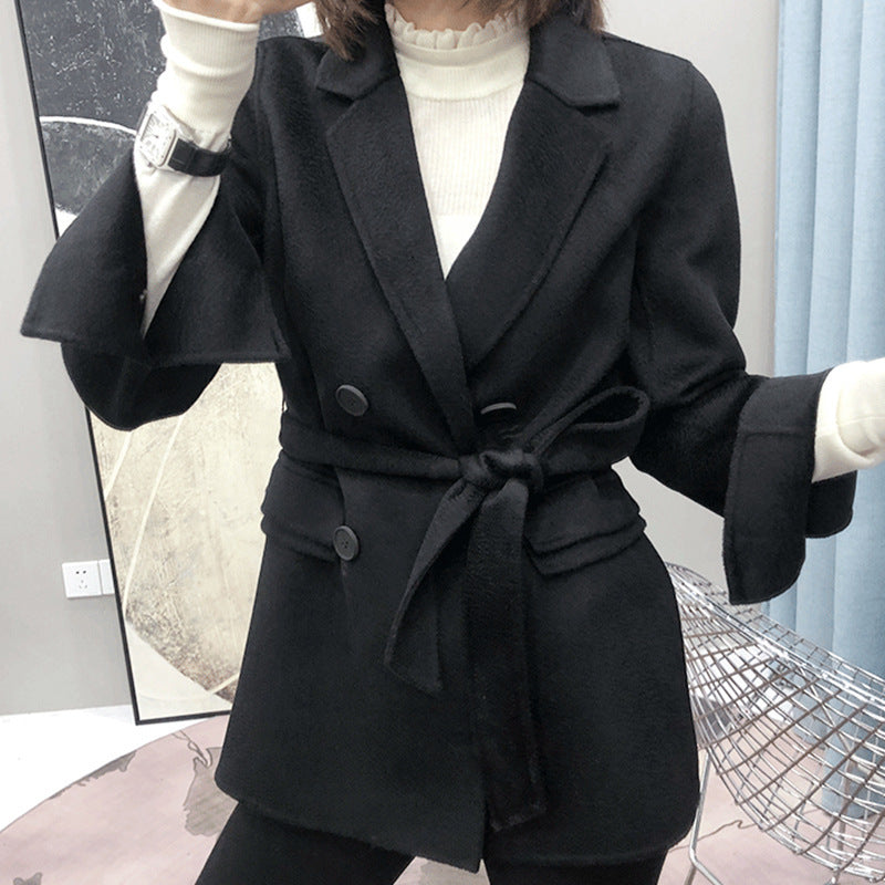 Damen zeitloser, doppelter Blazer mit Gürtel Shop Nory