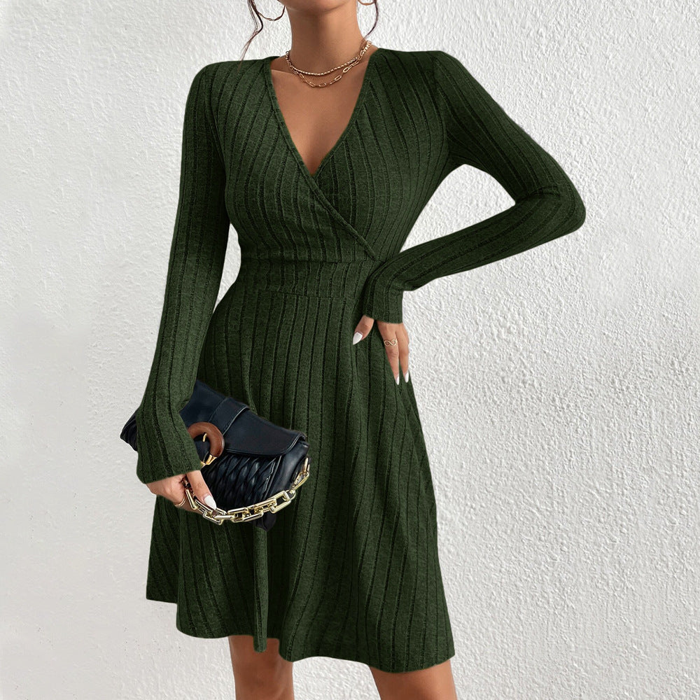 Damen figurschmeichelndes geripptes Wickel-Strickkleid mit tailliertem Bund und ausgestelltem Rock Shop Nory