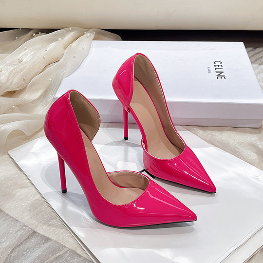 Damen Elegante spitz zulaufende Lack‑Pumps mit ultraschlanker Stiletto‑Silhouette und geschwungener Seitenlinie Shop Nory