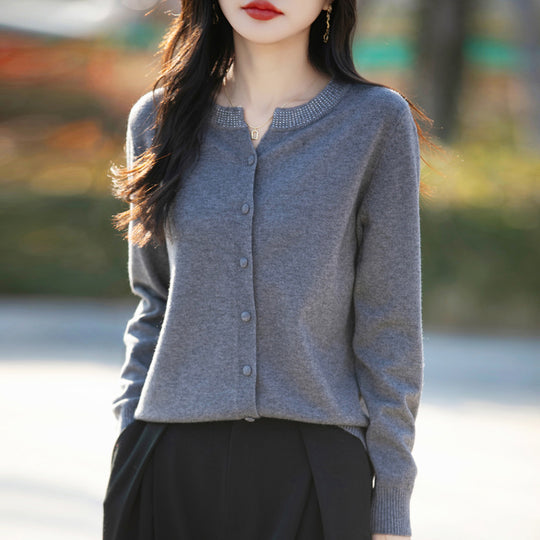 Damen Kurzcardigan aus ultrafeinem Baumwollmix mit funkelnder Kristallkante und Ton-in-Ton-Knopfleiste Shop Nory