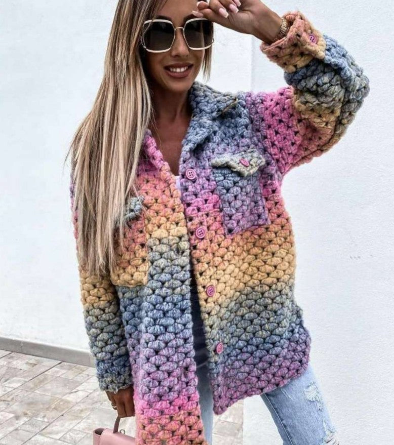 Damen Gehäkelte Oversize-Strickjacke mit Farbverlauf, Knopfleiste und aufgesetzten Taschen Shop Nory