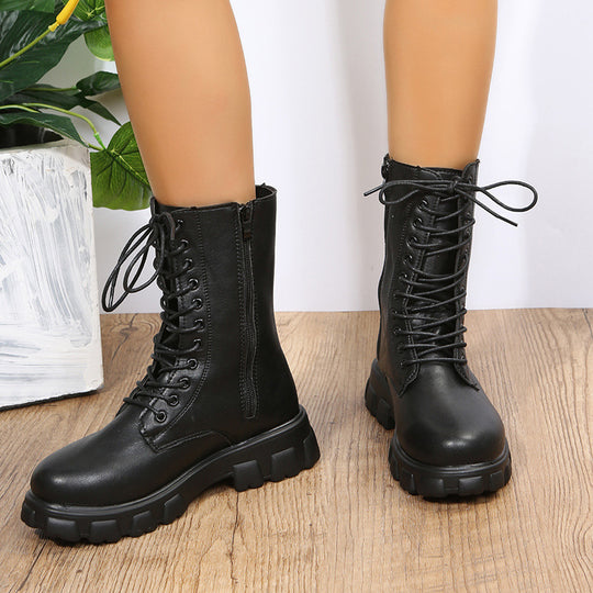 Damen Plateau-Bikerboots mit seitlichem Reißverschluss, Schnürung und markanter Profilsohle Shop Nory