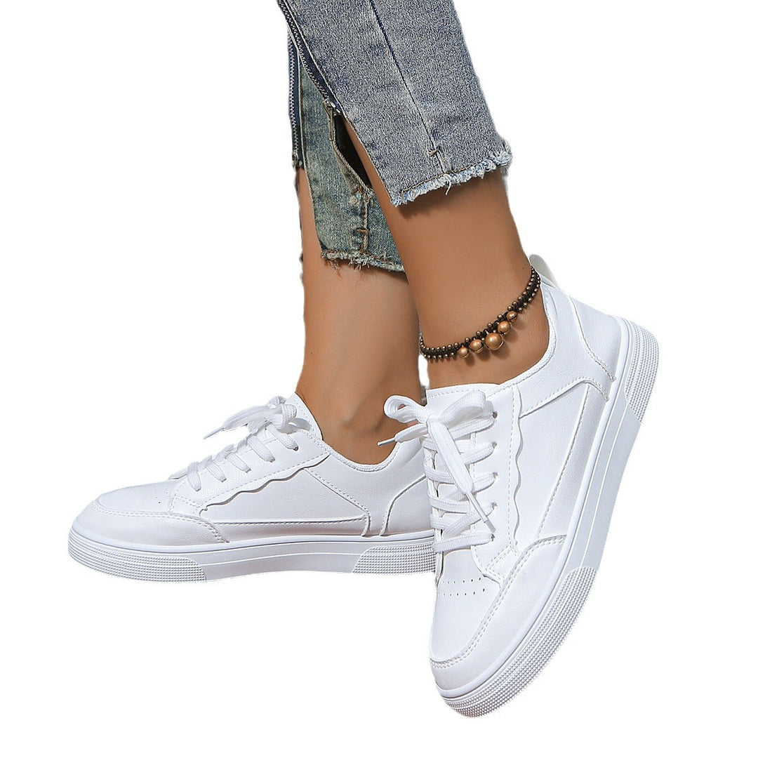 Damen Plateau‑Sneaker mit minimalistischer Lederoptik und gepolstertem Komfortfußbett Shop Nory